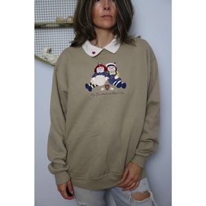 Vintage 90s Grandma Cottage Sweatshirt Embroidered Dolls